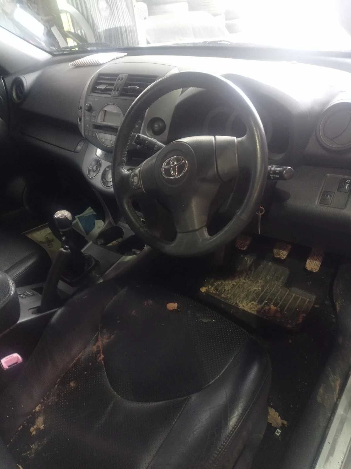 Toyota Rav4 2.2D4D 136 кс - изображение 5