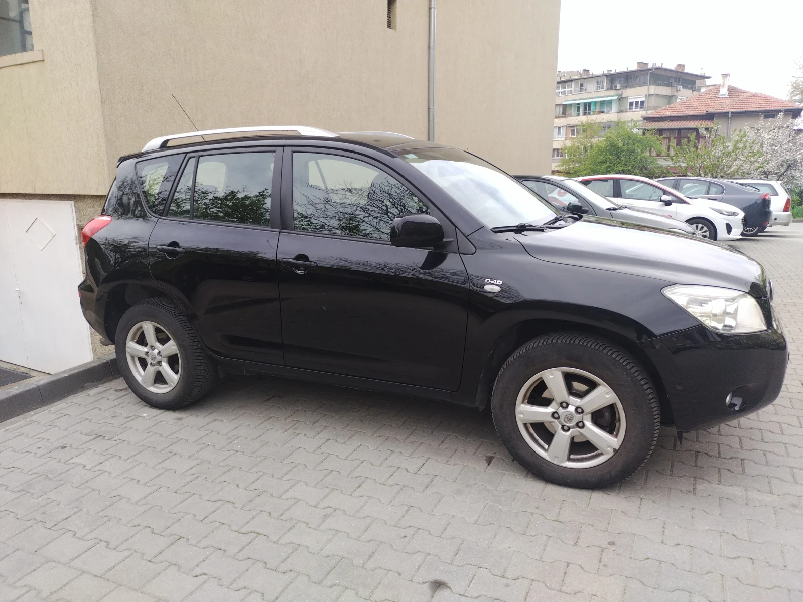 Toyota Rav4 D4D - изображение 2
