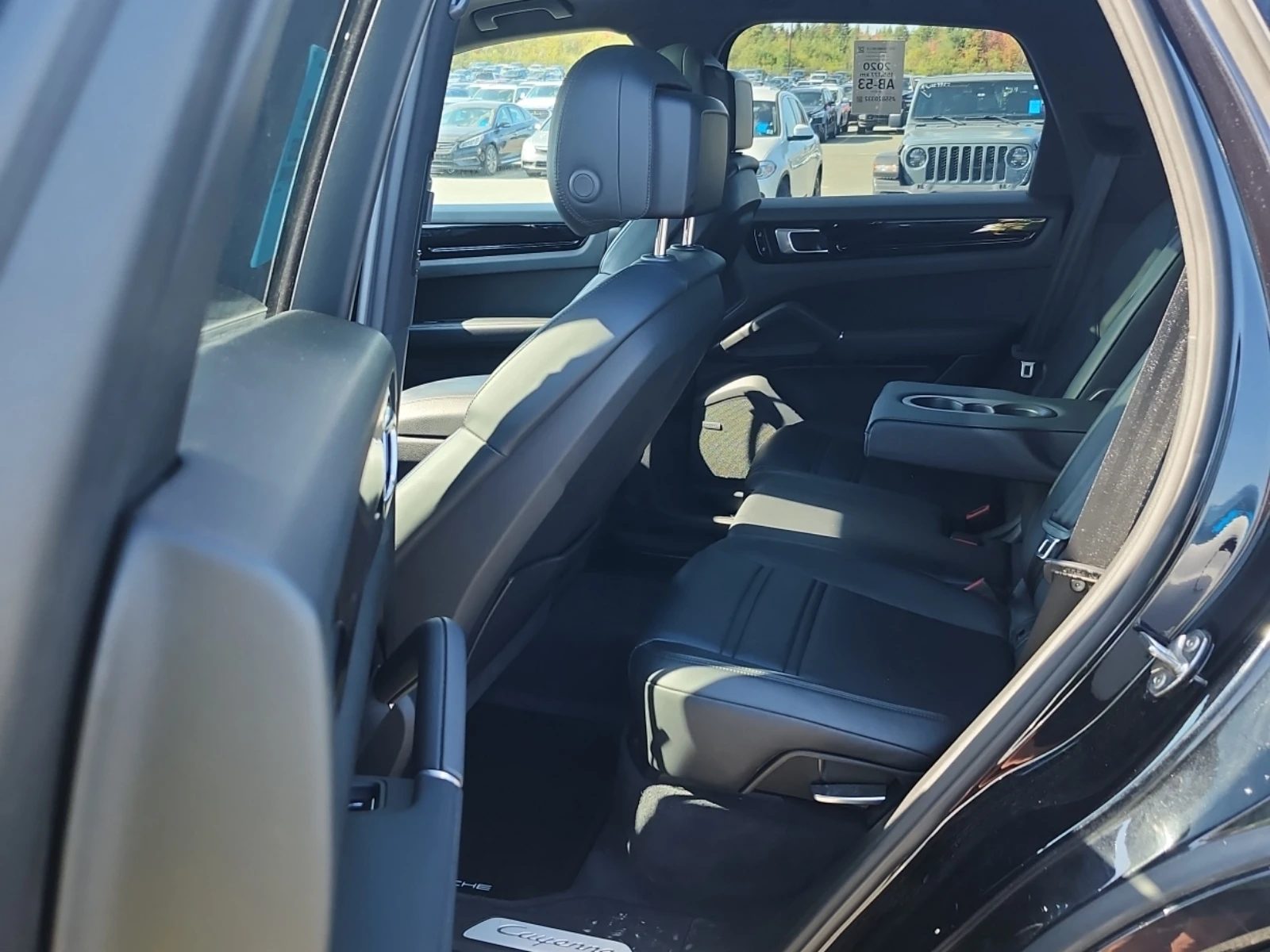 Porsche Cayenne AWD * CARFAX * АвтоКредит * Цена до България*  - изображение 10