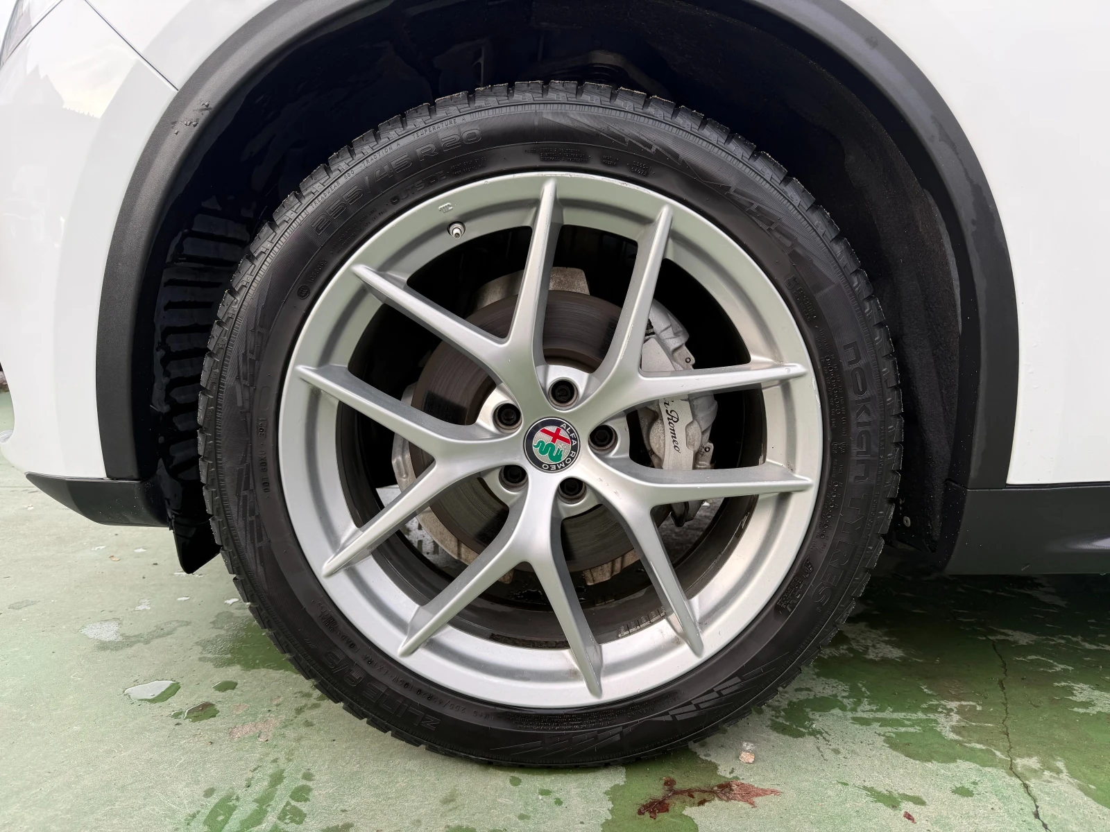 Alfa Romeo Stelvio TI AWD | Mobile.bg   17