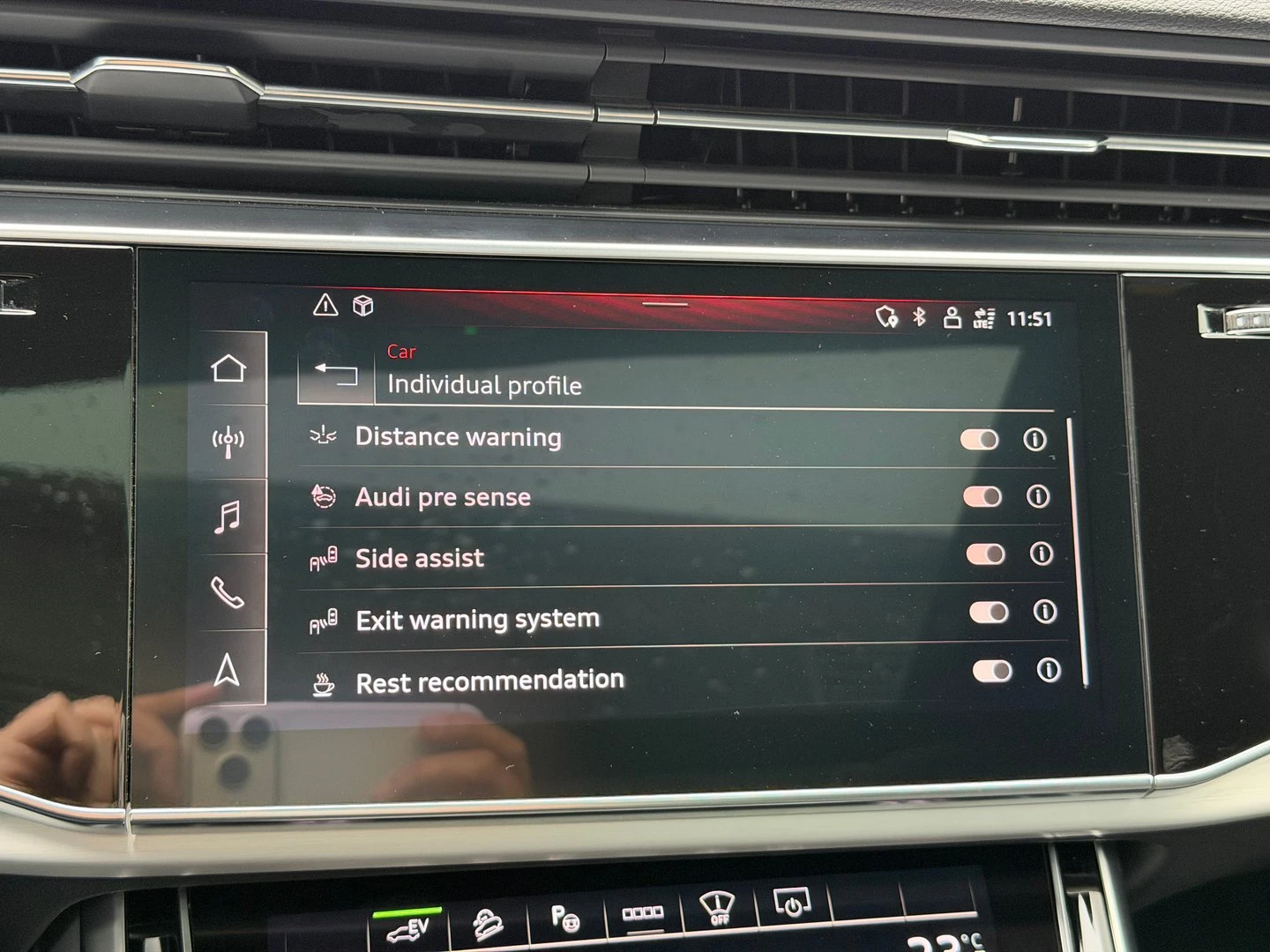 Audi Q7 55 TFSIe quattro, снимка 14 - Автомобили и джипове - 54293743
