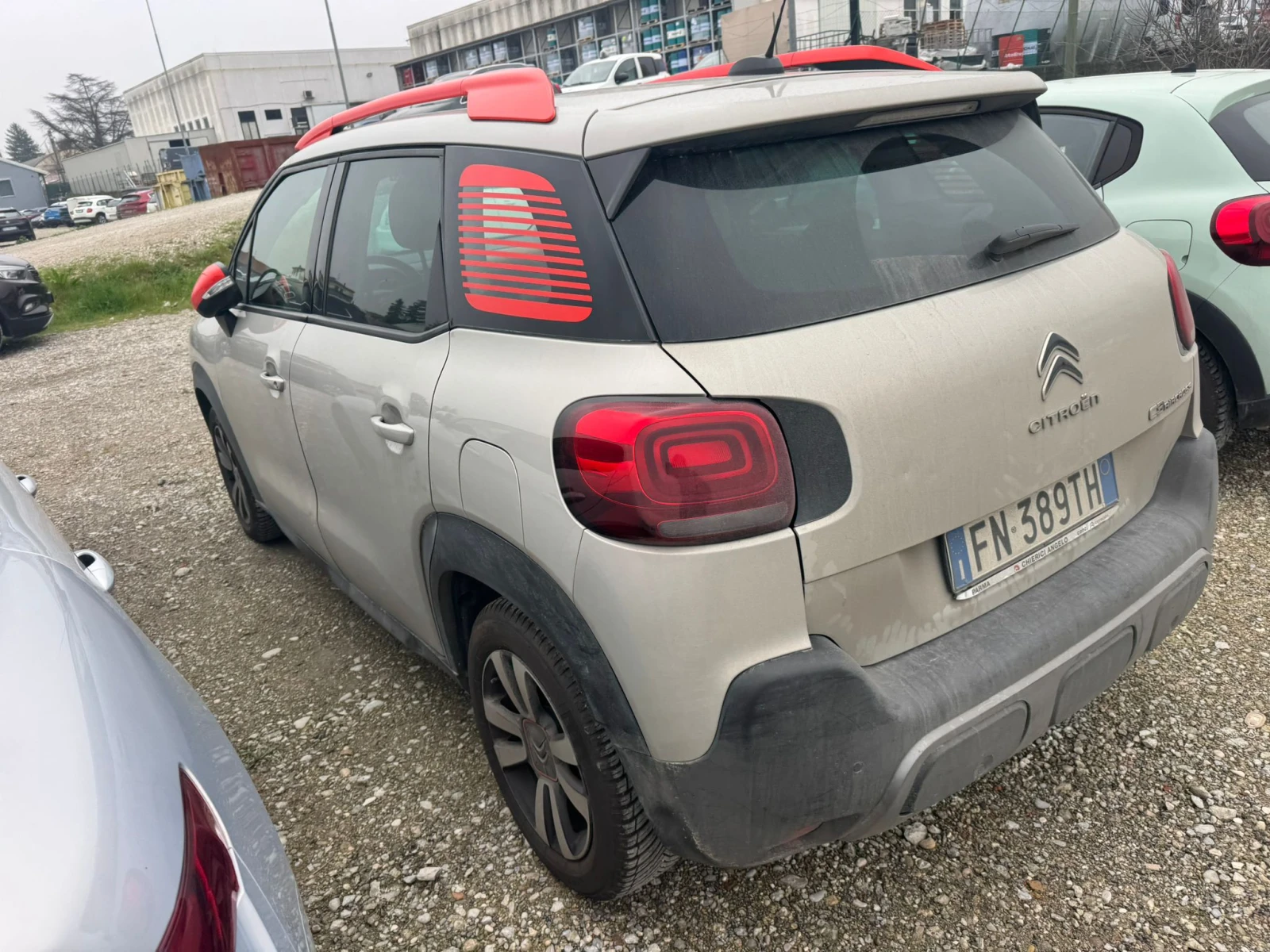 Citroen C3 Aircross 1.2 PureTech 110 S&S Shine, снимка 6 - Автомобили и джипове - 53957983