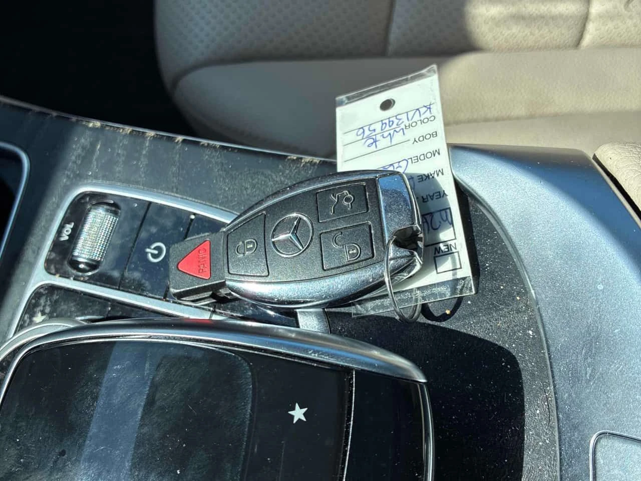 Mercedes-Benz GLC * 300 * CARFAX * ЦЕНА ДО БГ, снимка 9 - Автомобили и джипове - 54147710