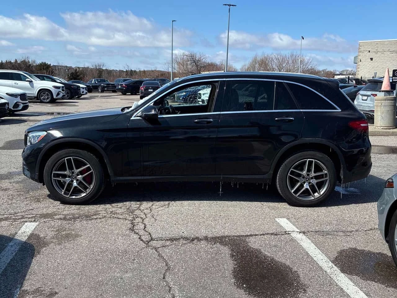 Mercedes-Benz GLC * 300 * CARFAX * ЦЕНА ДО БГ, снимка 3 - Автомобили и джипове - 54147710