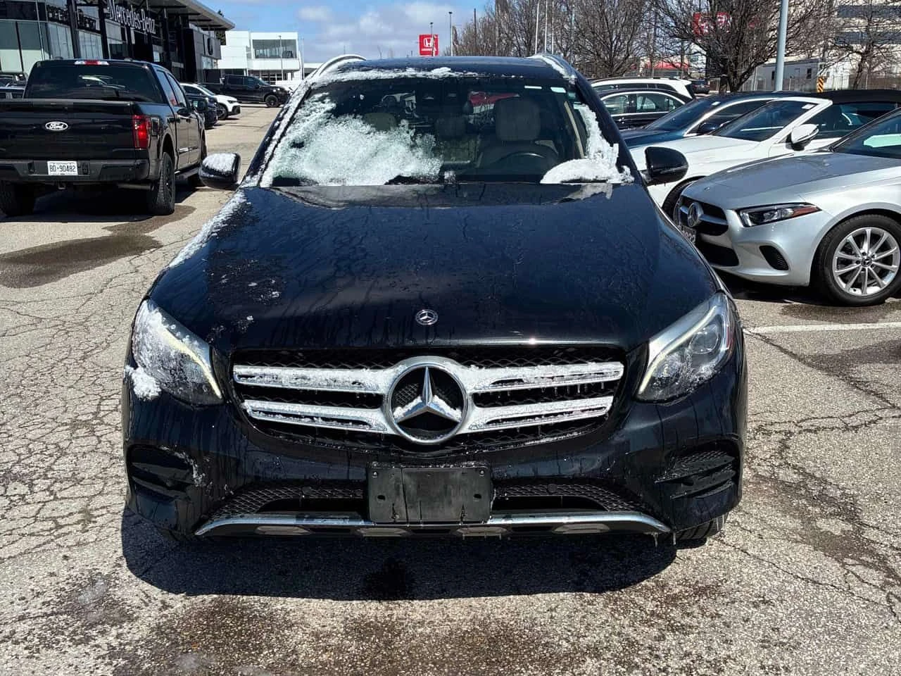Mercedes-Benz GLC * 300 * CARFAX * ЦЕНА ДО БГ, снимка 2 - Автомобили и джипове - 54147710