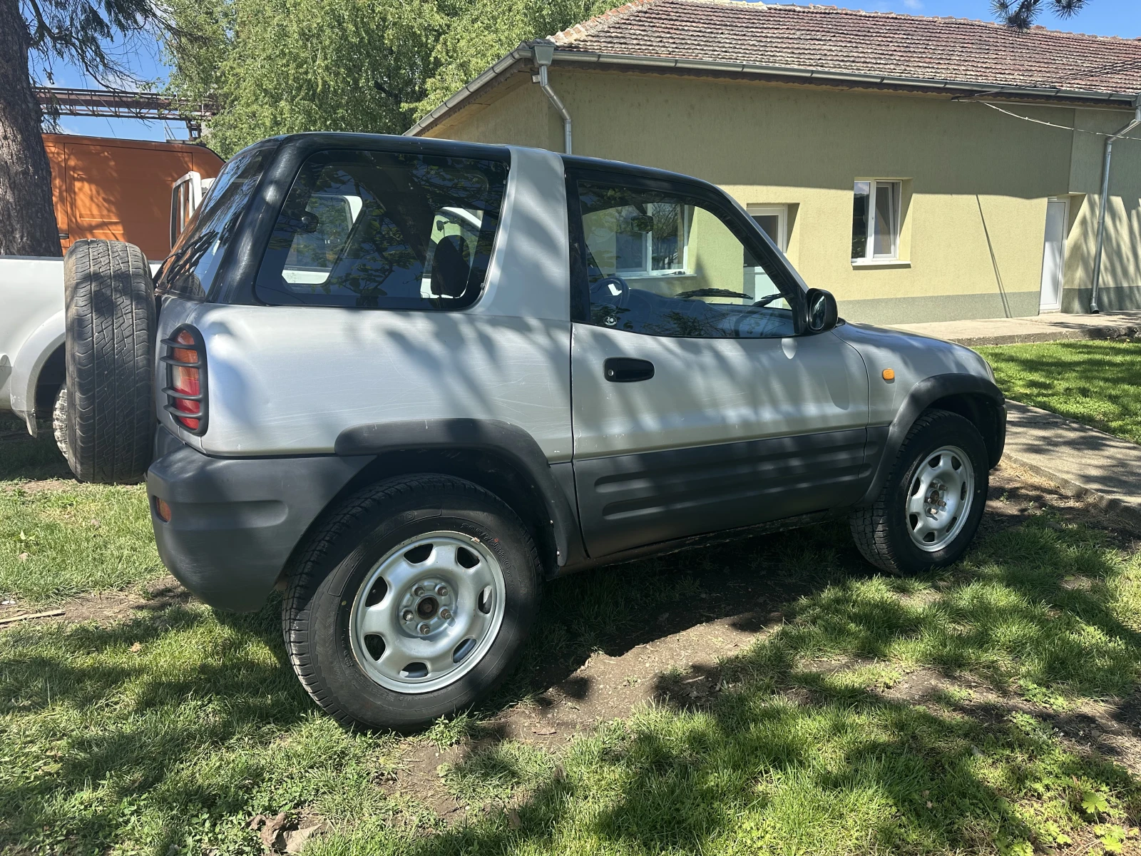 Toyota Rav4 2.0 4x4 KLIMA, снимка 4 - Автомобили и джипове - 54596704