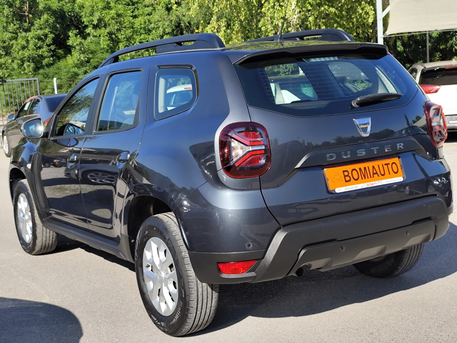 Dacia Duster 1.5DCi* EURO6D* LED* CARPLAY* , снимка 6 - Автомобили и джипове - 55470782