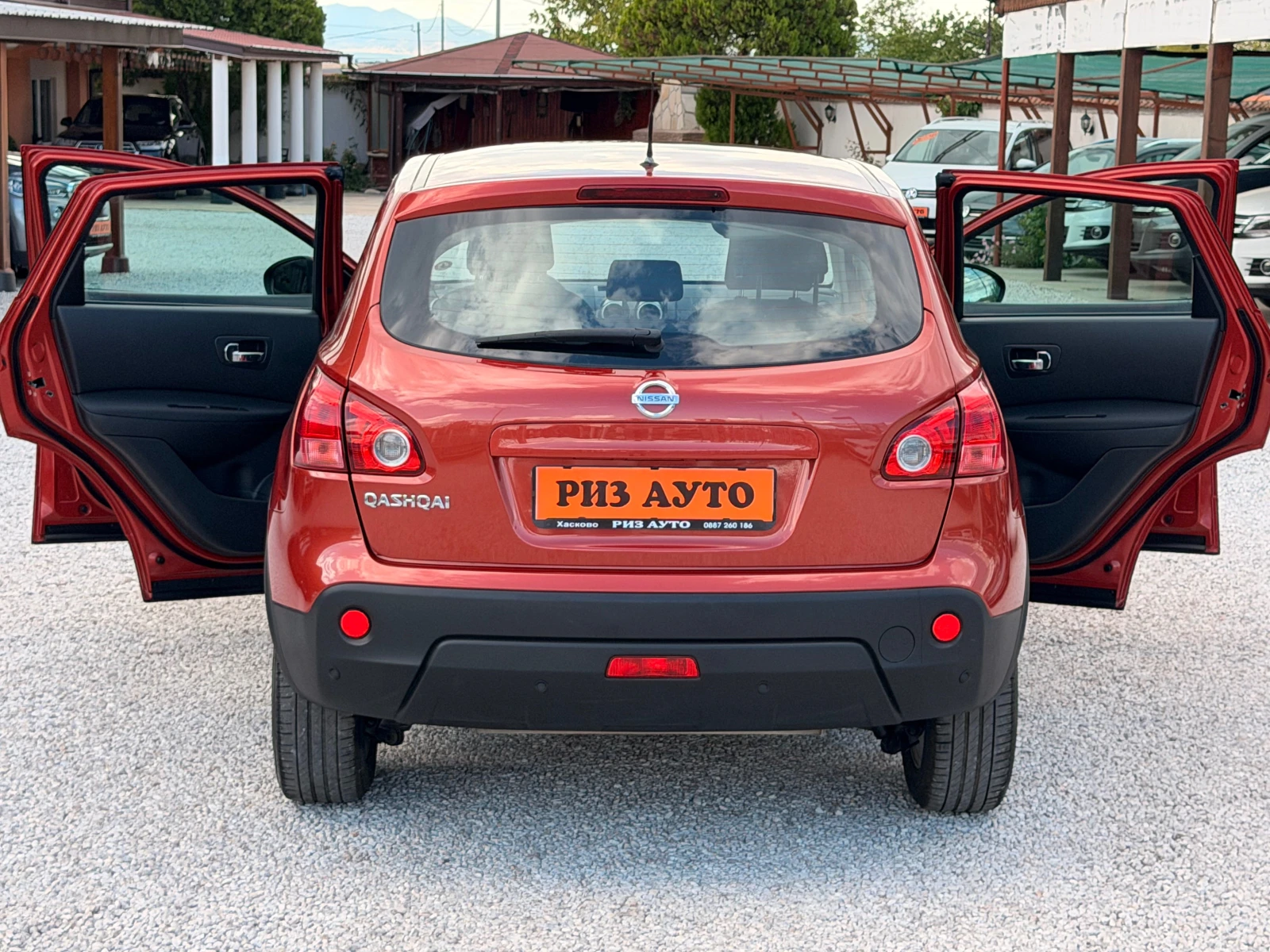 Nissan Qashqai 1.6i* 77000km* 100%км* SJNFAAJ10U1004926* LIZING, снимка 8 - Автомобили и джипове - 55952294