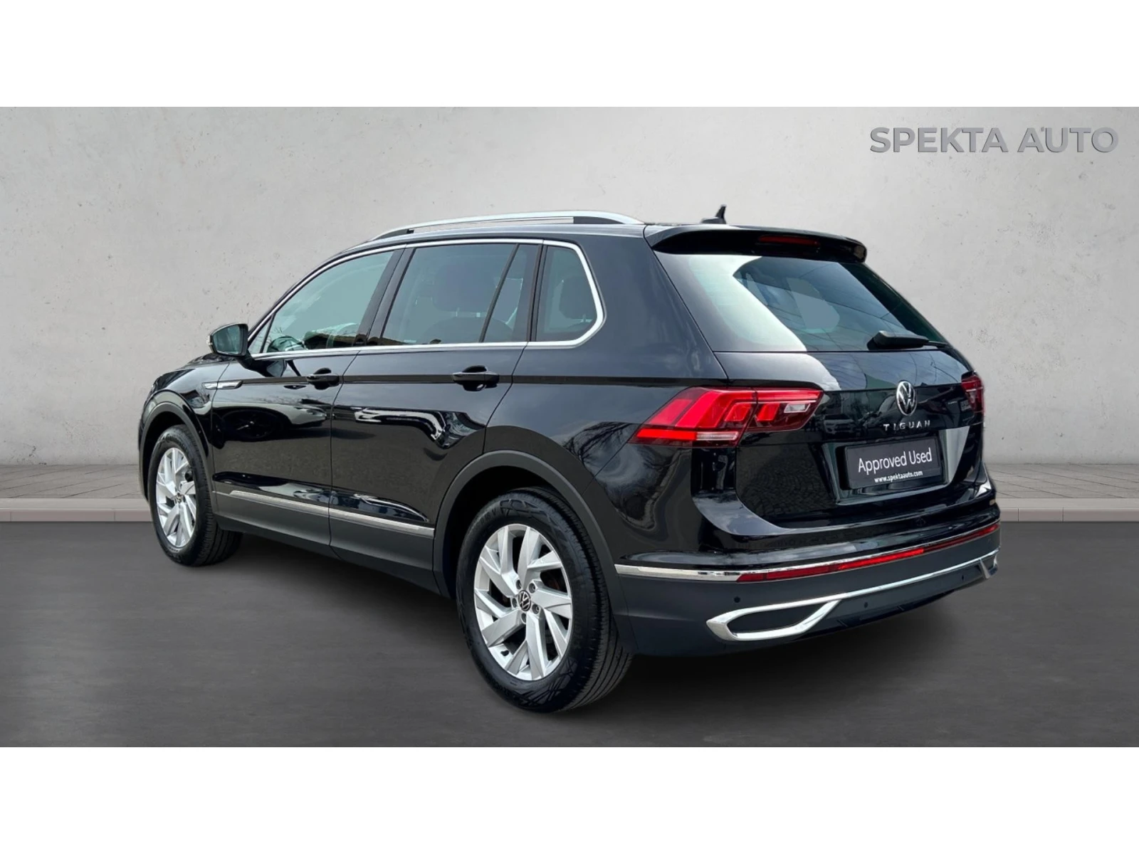 VW Tiguan  2.0 TDi DSG  Elegance , Месечна вноска от 480  , снимка 2 - Автомобили и джипове - 56117679