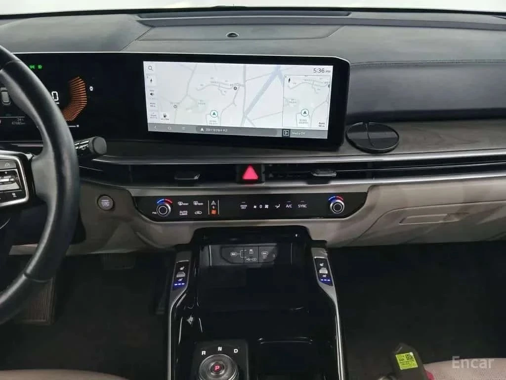 Kia Sorento, снимка 13 - Автомобили и джипове - 56690233