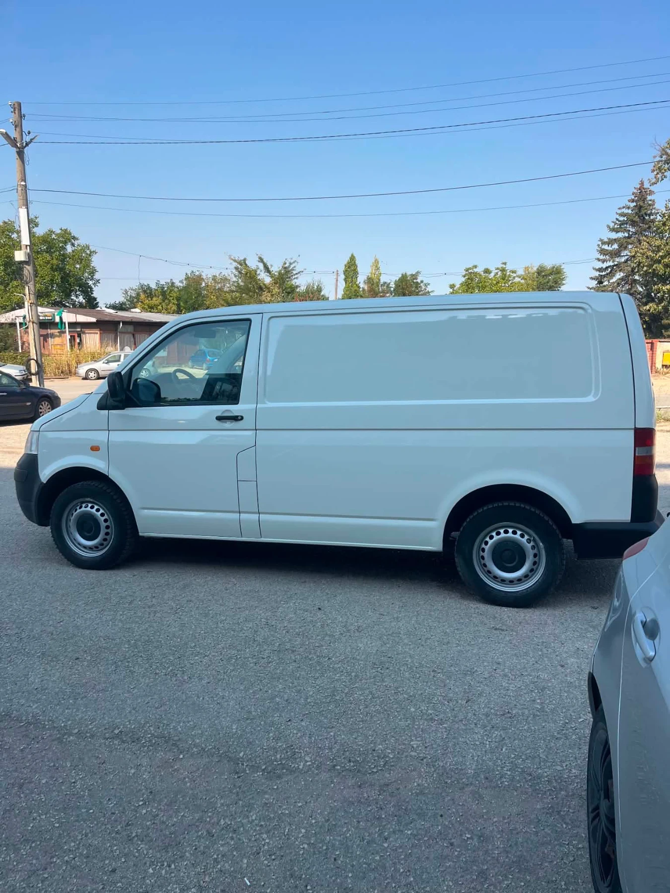 VW T5 1.9 tdi, снимка 5 - Бусове и автобуси - 56348563