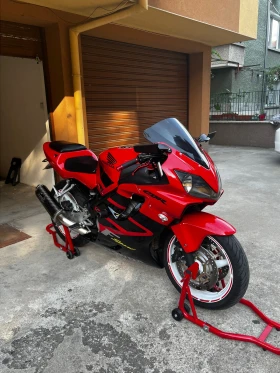 Обява за продажба на Honda Cbr ~5 800 лв. - изображение 1