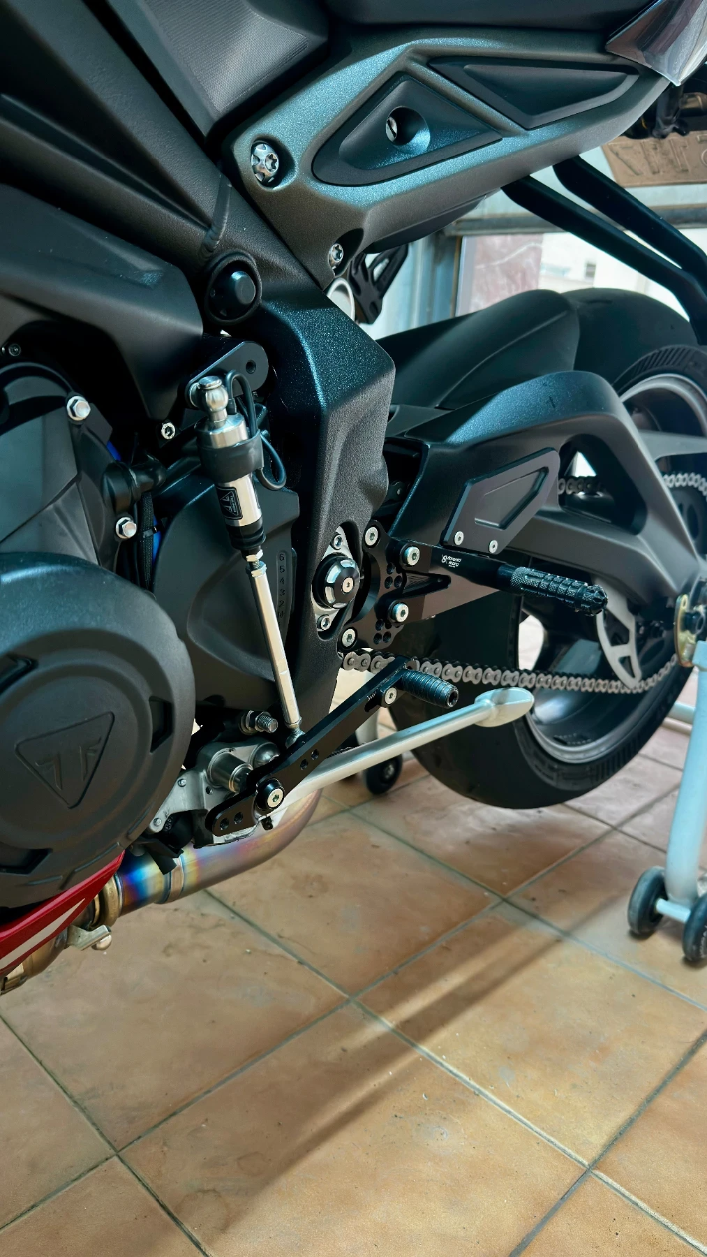 Triumph Street Triple 765RS - изображение 4