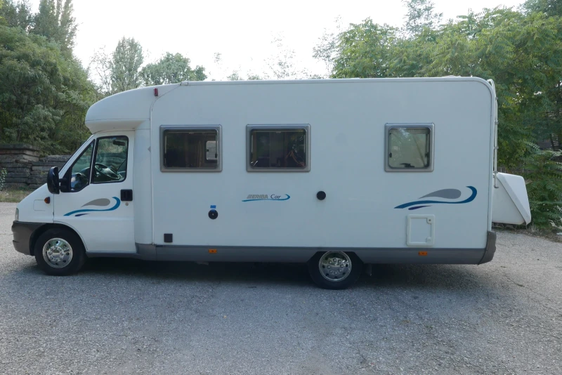 Кемпер HYMER / ERIBA, снимка 4 - Каравани и кемпери - 51725350