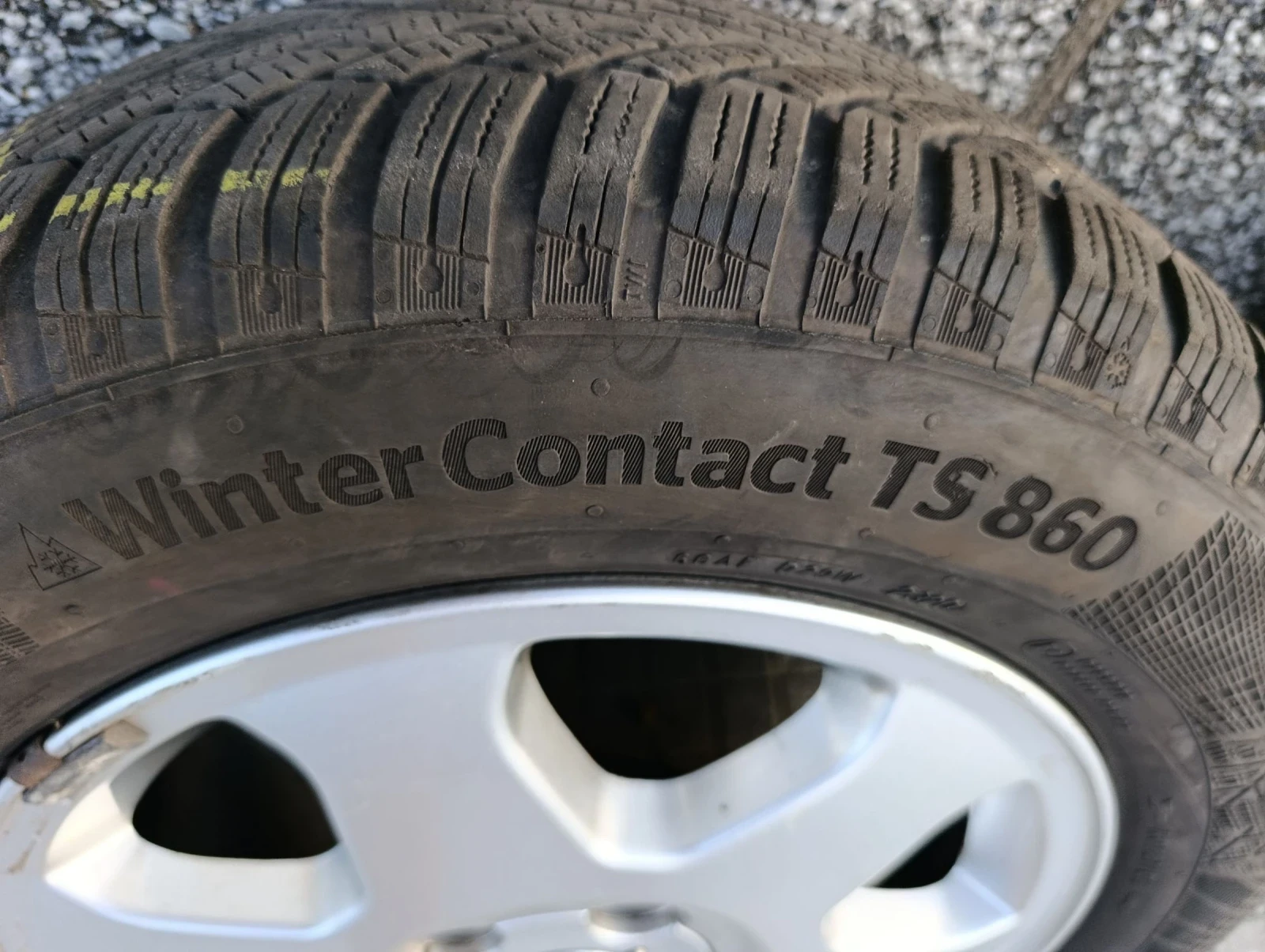 Гуми с джанти Continental 195/65R15, снимка 4 - Гуми и джанти - 54991719