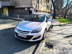 Opel Astra J, снимка 2