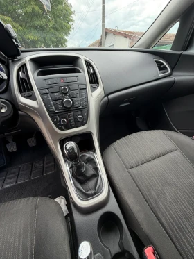 Opel Astra 1.4 i Benzin , Gaz, снимка 7