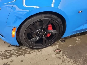 Chevrolet Camaro * 1LT* 2 КЛЮЧА* KEYLESS*  - 23500 € / 45962.00 лв. - 47369578 17