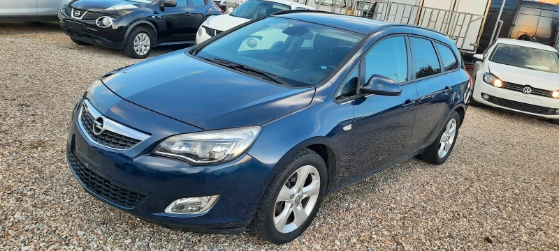 Opel Astra, снимка 2 - Автомобили и джипове - 47284661