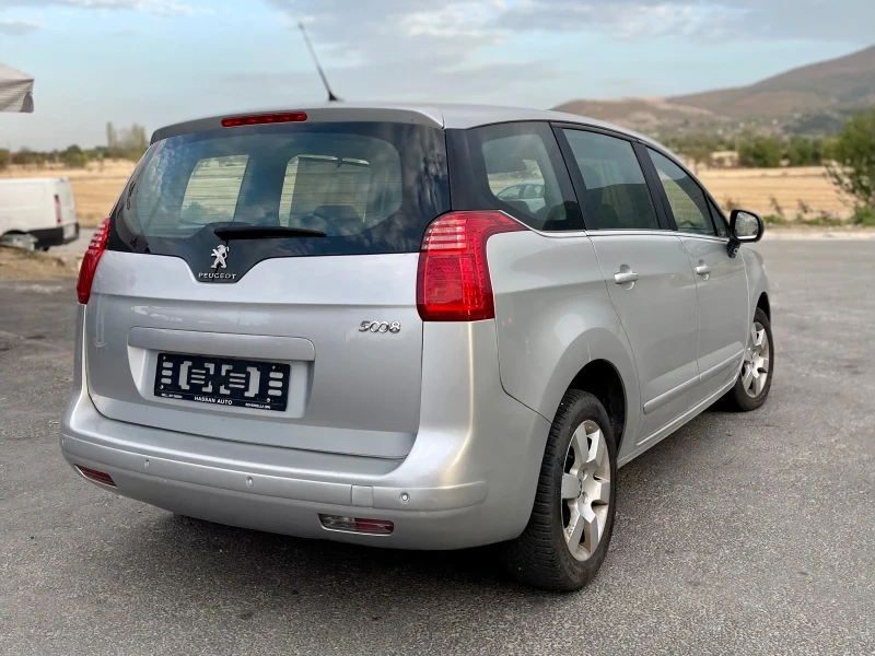 Peugeot 5008 Facelift * LED , снимка 6 - Автомобили и джипове - 47473793