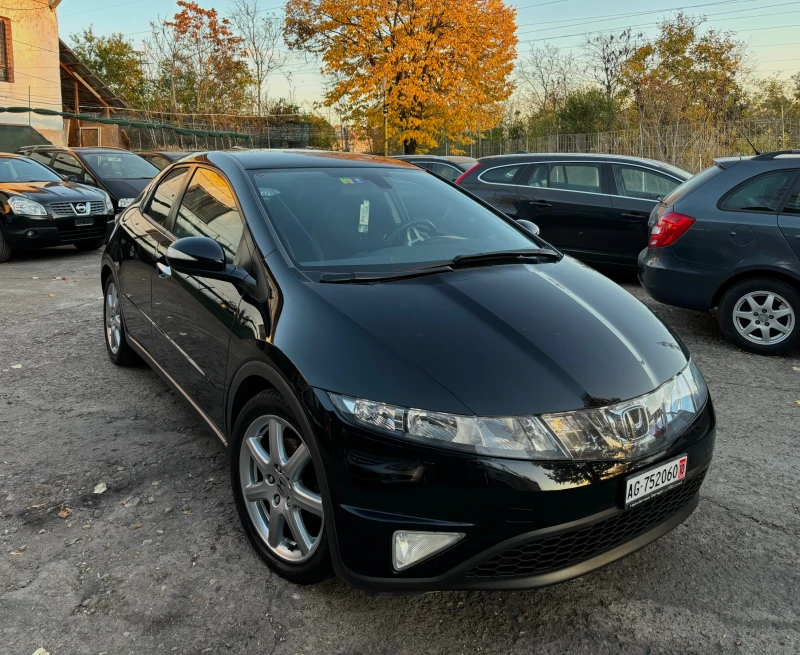 Honda Civic 1.8i CH!VIN!КАТО НОВА!, снимка 1 - Автомобили и джипове - 47839931