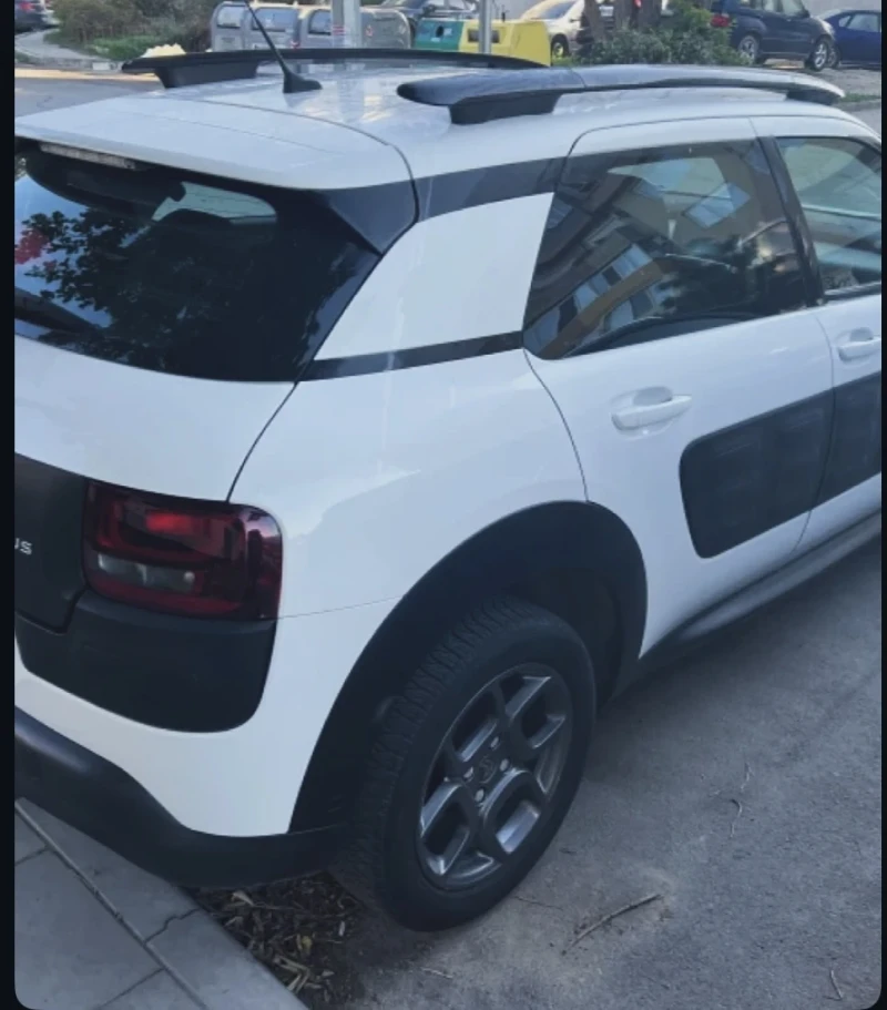 Citroen C4 Cactus 1.2VTI, снимка 3 - Автомобили и джипове - 48013635