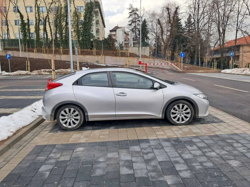 Honda Civic, снимка 5 - Автомобили и джипове - 48864955