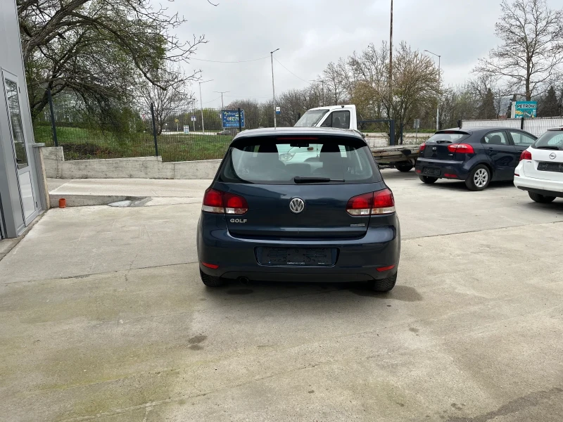 VW Golf 1.6tdi Италия , снимка 9 - Автомобили и джипове - 49697053