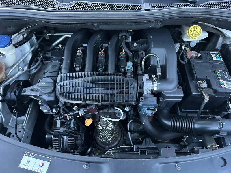 Peugeot 208 1, 200 EURO5B , снимка 14 - Автомобили и джипове - 51991995