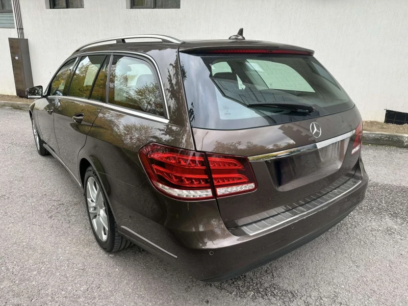 Mercedes-Benz E 350 CDI / ПОДГРЕВ / ВЪЗДУШНО ОКАЧВАНЕ , снимка 5 - Автомобили и джипове - 52309025
