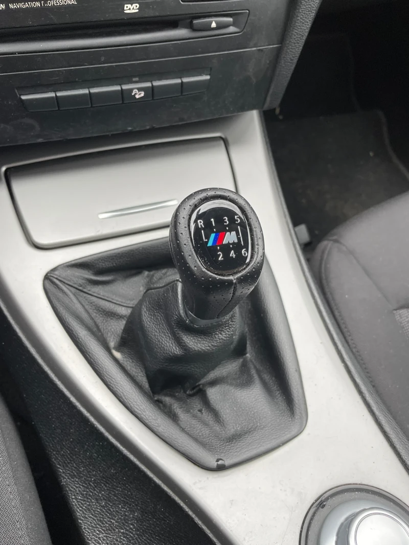 BMW 330 X drive, снимка 6 - Автомобили и джипове - 52481408