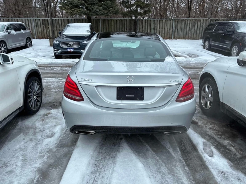 Mercedes-Benz C 300 4dr Sdn 4MATIC  CARFAX, снимка 4 - Автомобили и джипове - 53063672