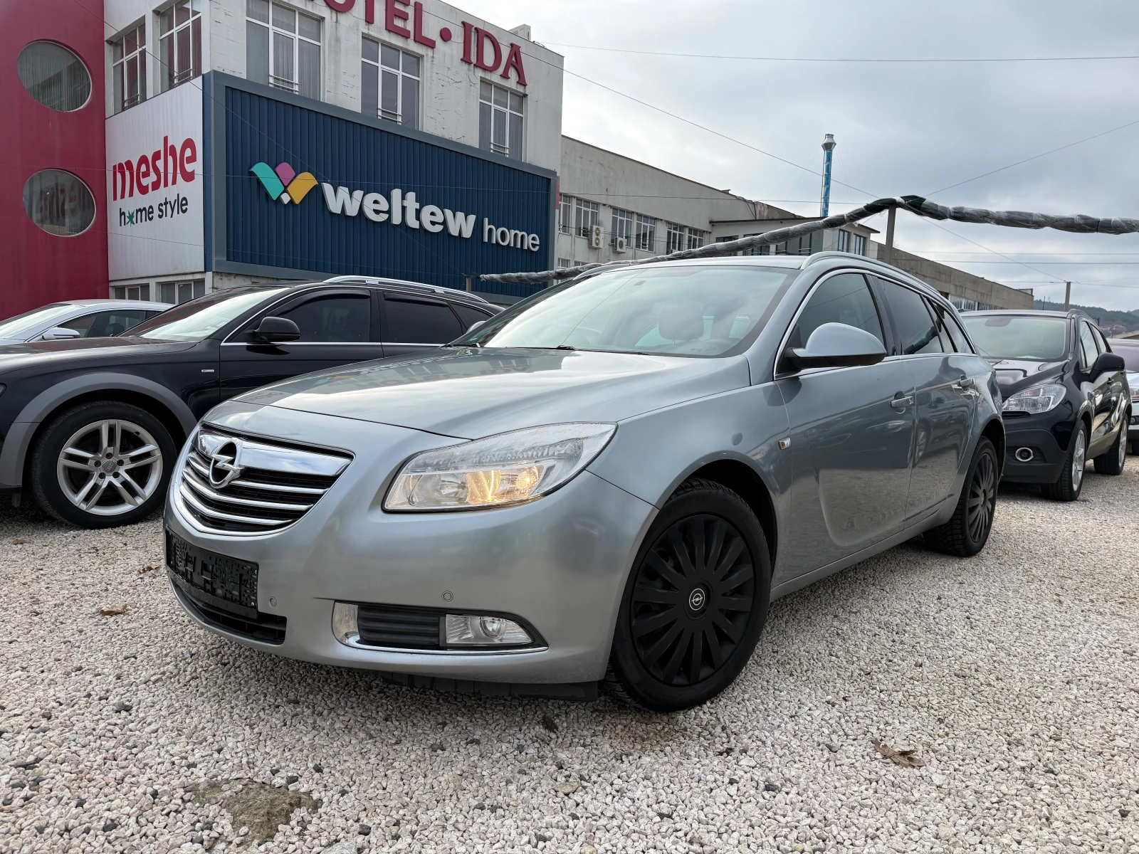 Opel Insignia 2.0CDTi, 130кс, 6ск, НАВИ, ЕВРО5, снимка 1