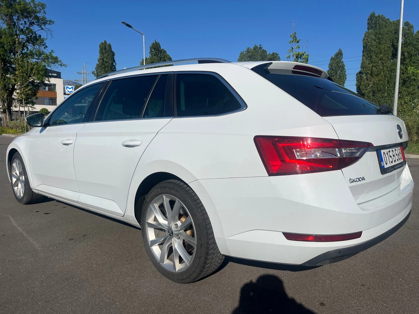 Skoda Superb 2.0 TDI 190kc 4x4 Facelift ДДС!РЕАЛНИ КМ - изображение 6