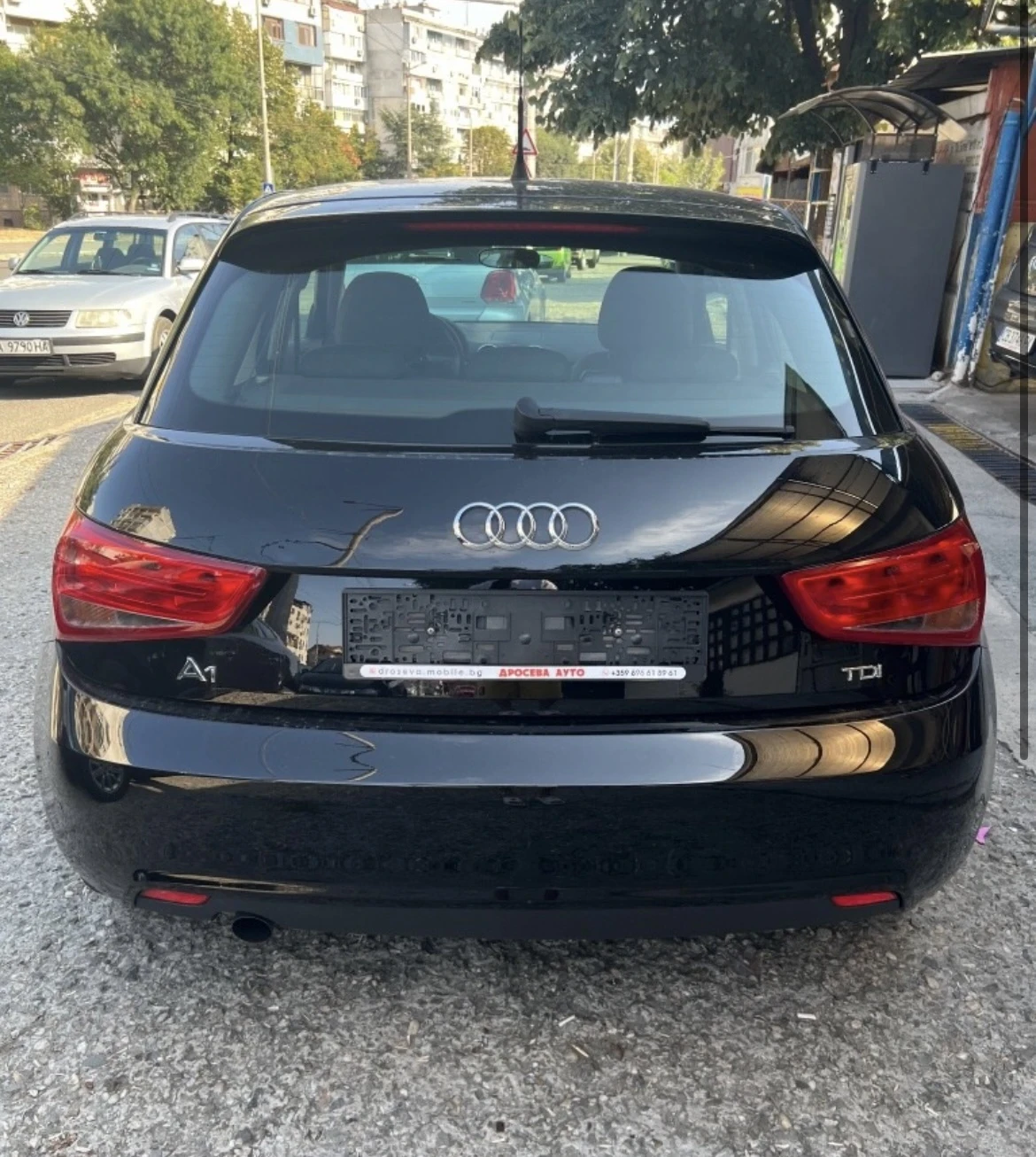 Audi A1 1.6 - изображение 3