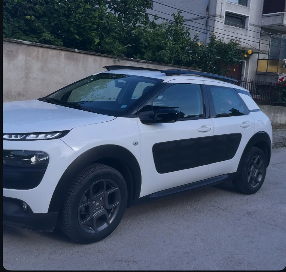 Citroen C4 Cactus 1.2VTI - изображение 2