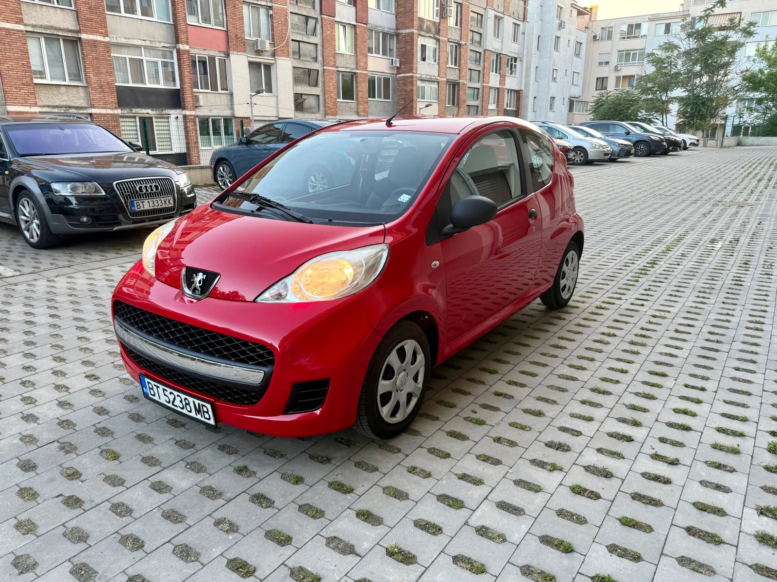 Peugeot 107 1.0  - изображение 2