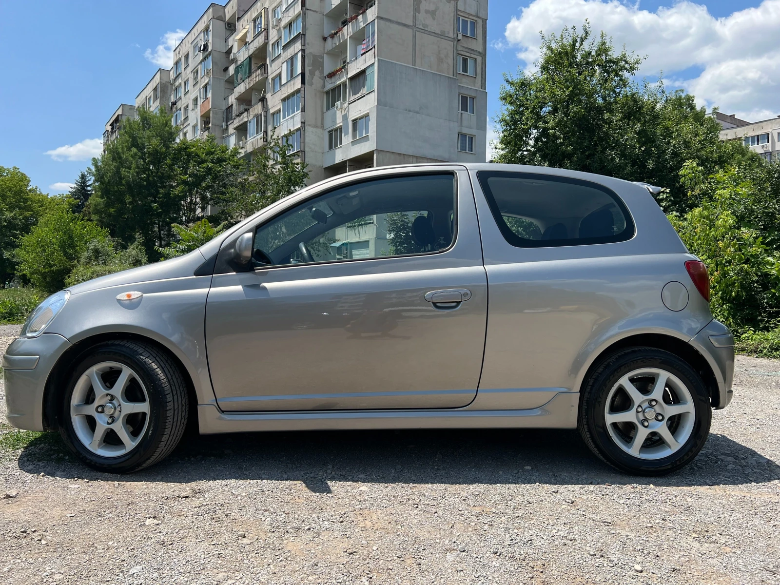 Toyota Yaris TS 1.5 VVT-i - изображение 6