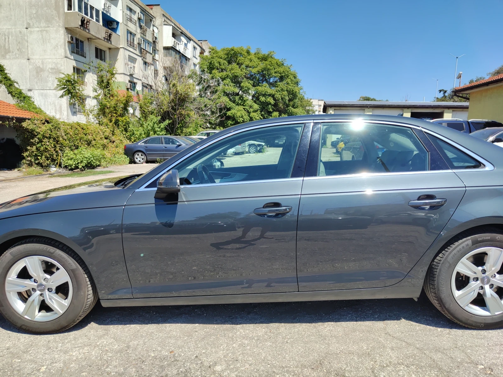 Audi A4  - изображение 3
