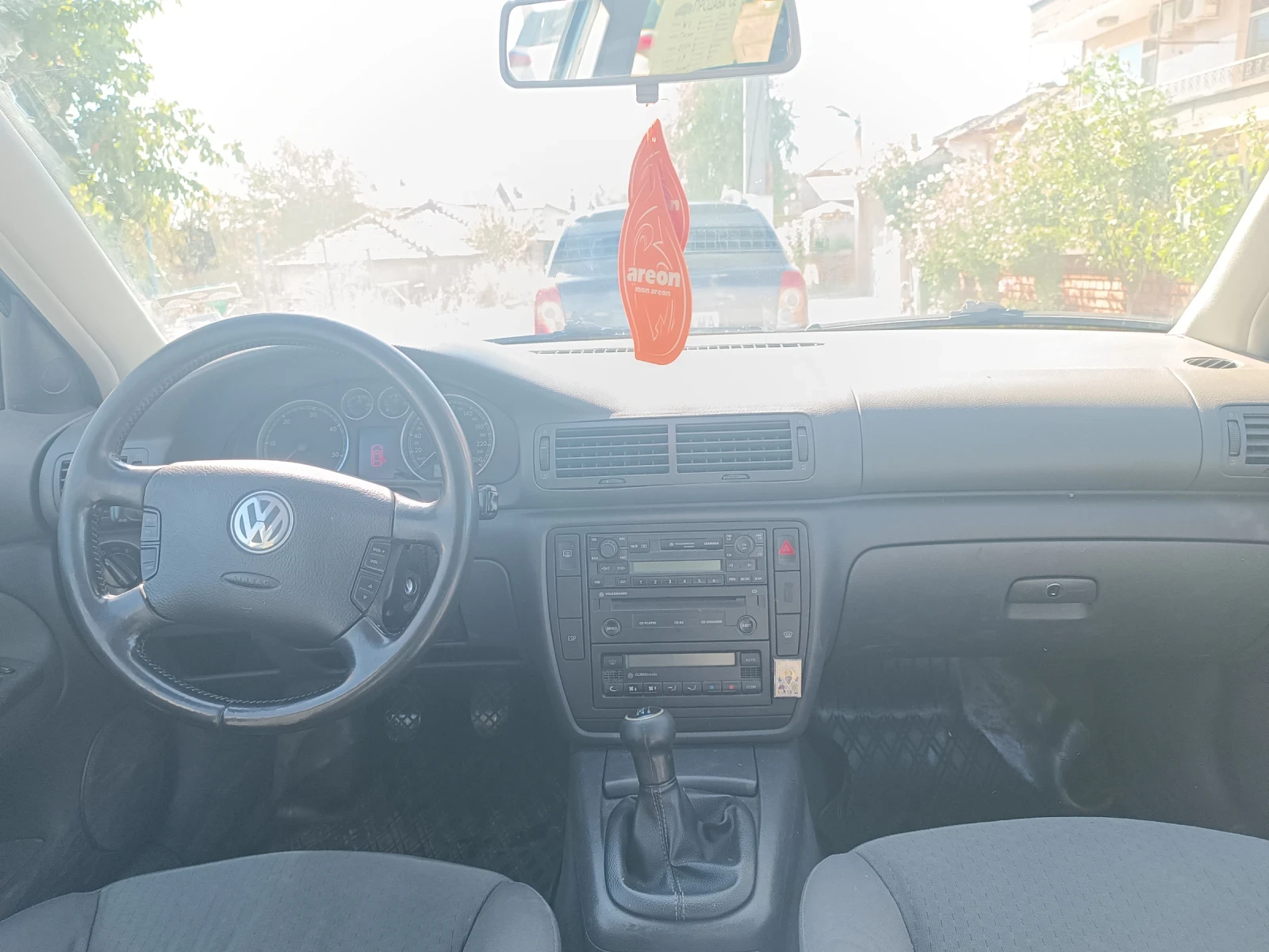 VW Passat 1.9 - изображение 6