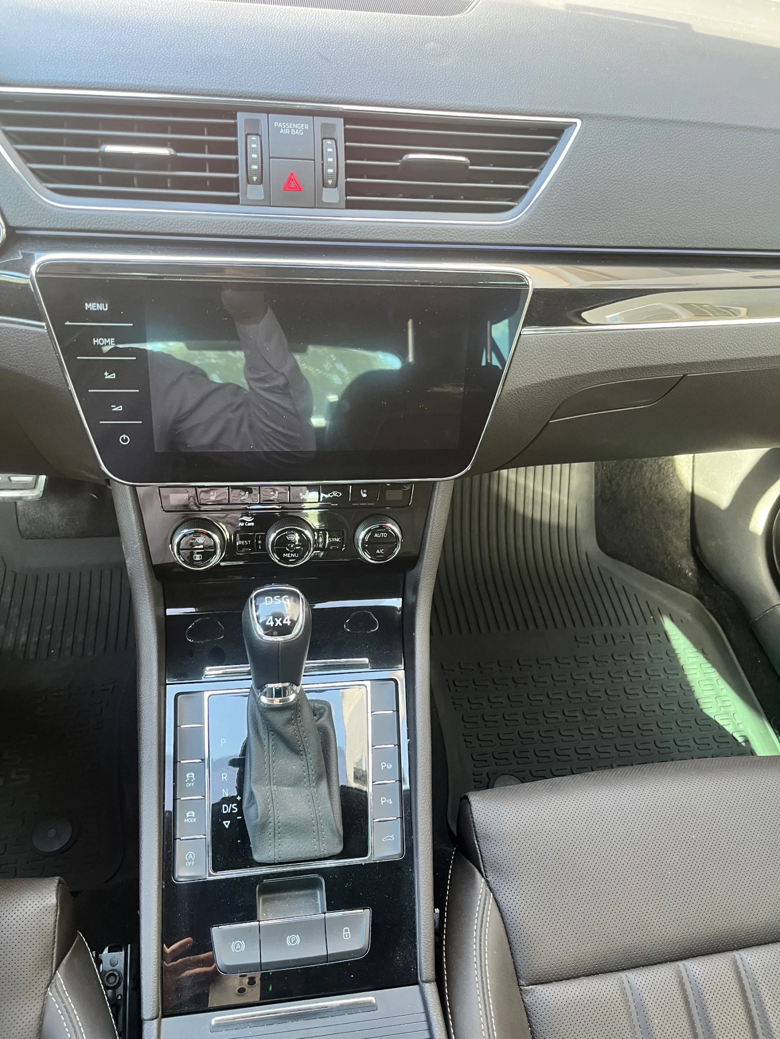 Skoda Superb L&K 2.0TDI 7DSG 4X4 - изображение 9