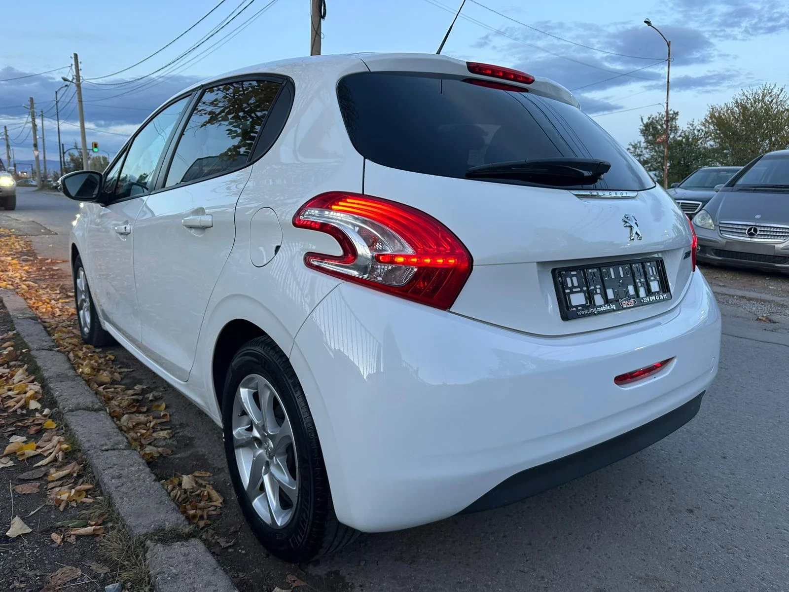 Peugeot 208 1, 200 EURO5B  | Mobile.bg   5