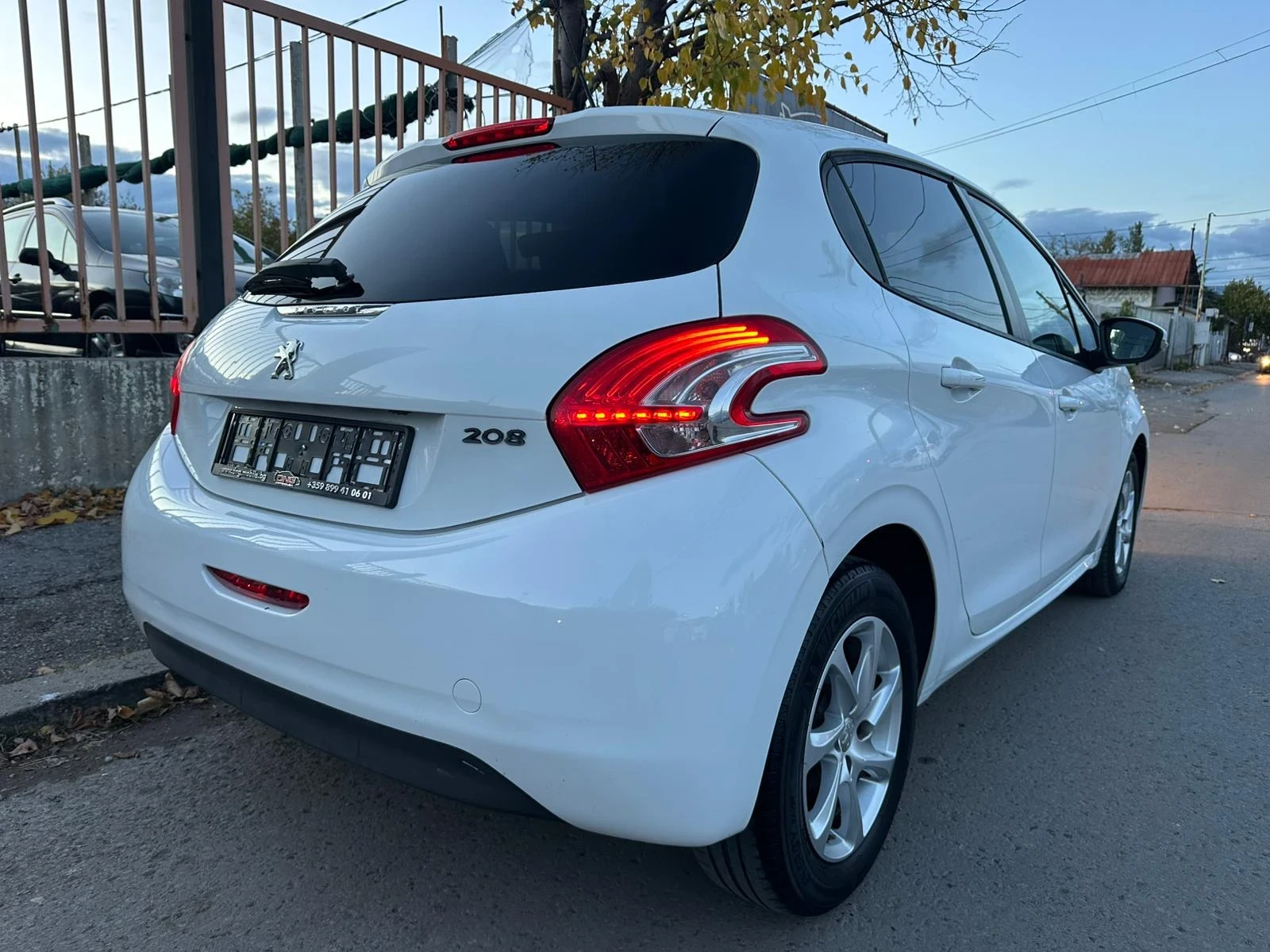 Peugeot 208 1, 200 EURO5B  | Mobile.bg   7