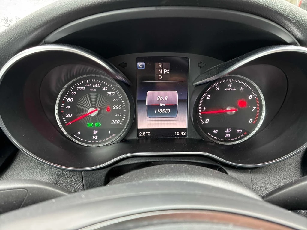 Mercedes-Benz C 300 4dr Sdn 4MATIC  CARFAX - изображение 8