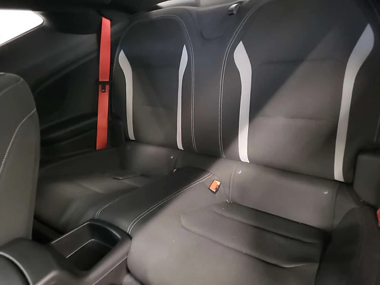 Chevrolet Camaro * 1LT* 2 �����* KEYLESS*  | Mobile.bg � ����������� 12