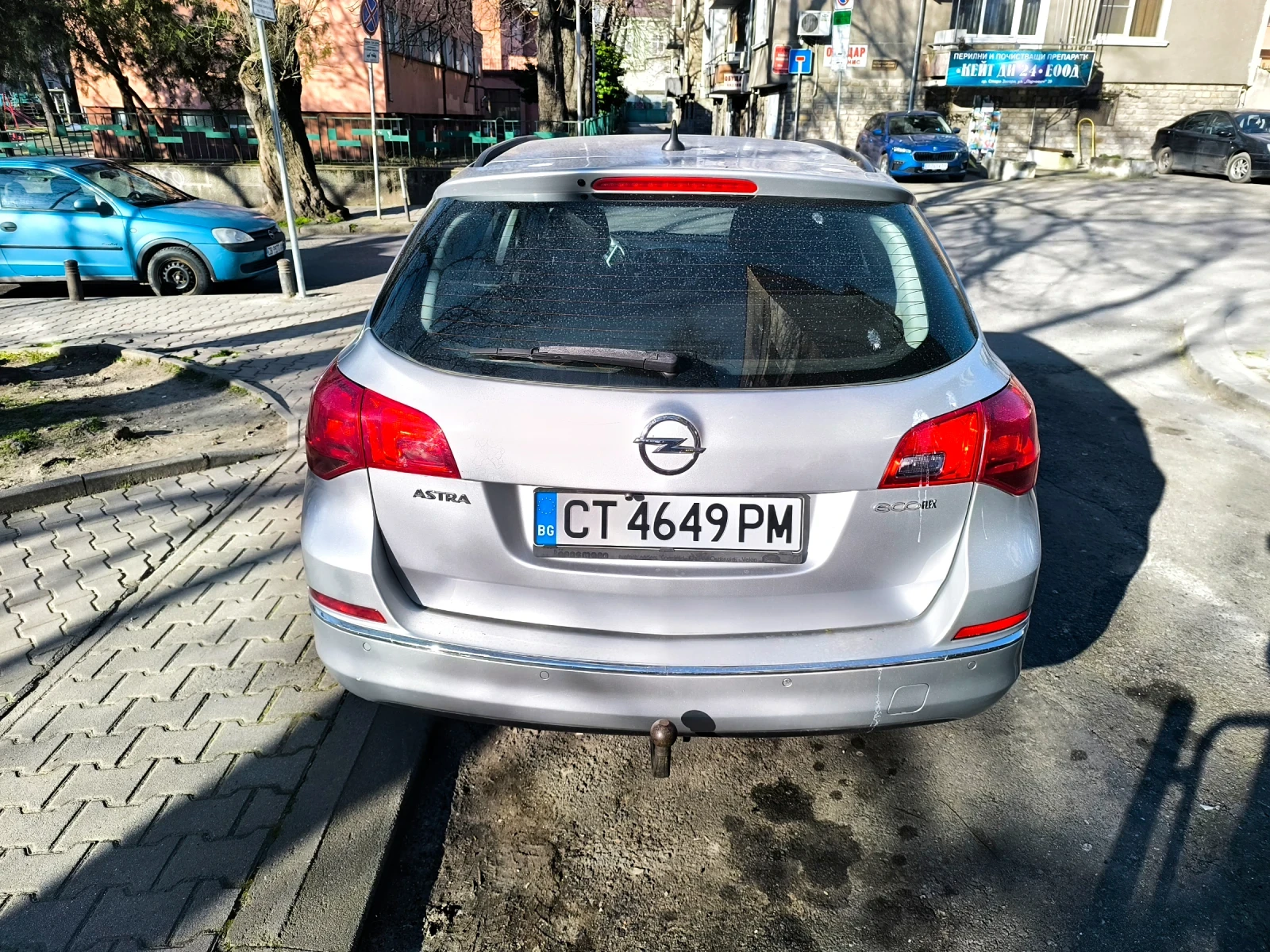 Opel Astra J, снимка 4 - Автомобили и джипове - 53755052