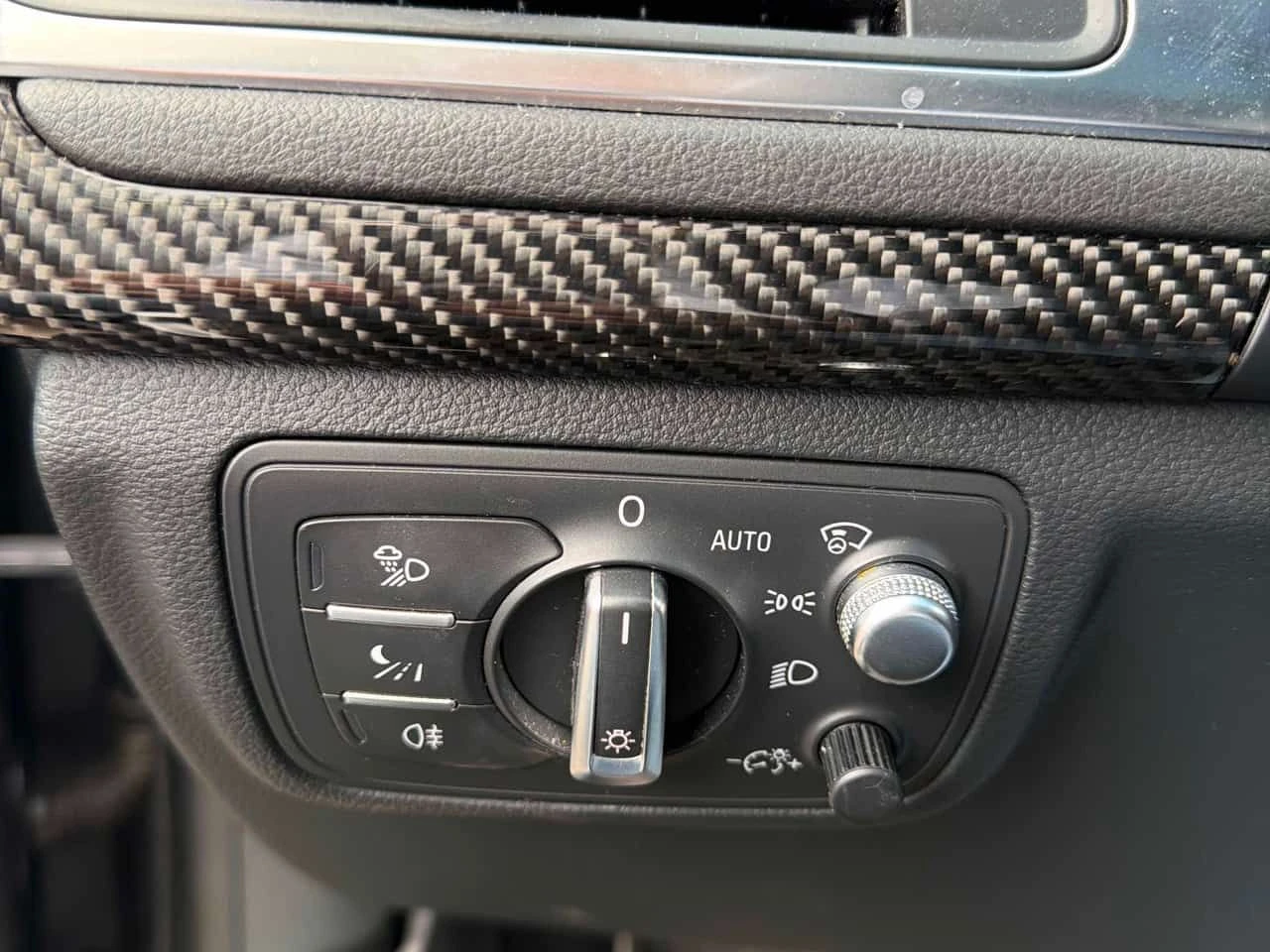 Audi Rs7  | DISTRONIC | ОБДУХВАНЕ | NIGHT VISION | , снимка 15 - Автомобили и джипове - 53947487