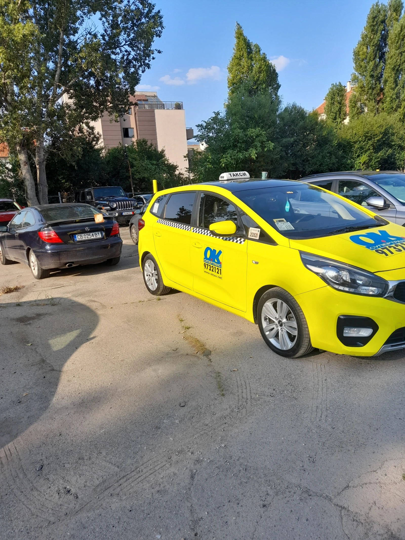 Kia Carens LPI  6+ 1 места | Auto.bg — изображение 1