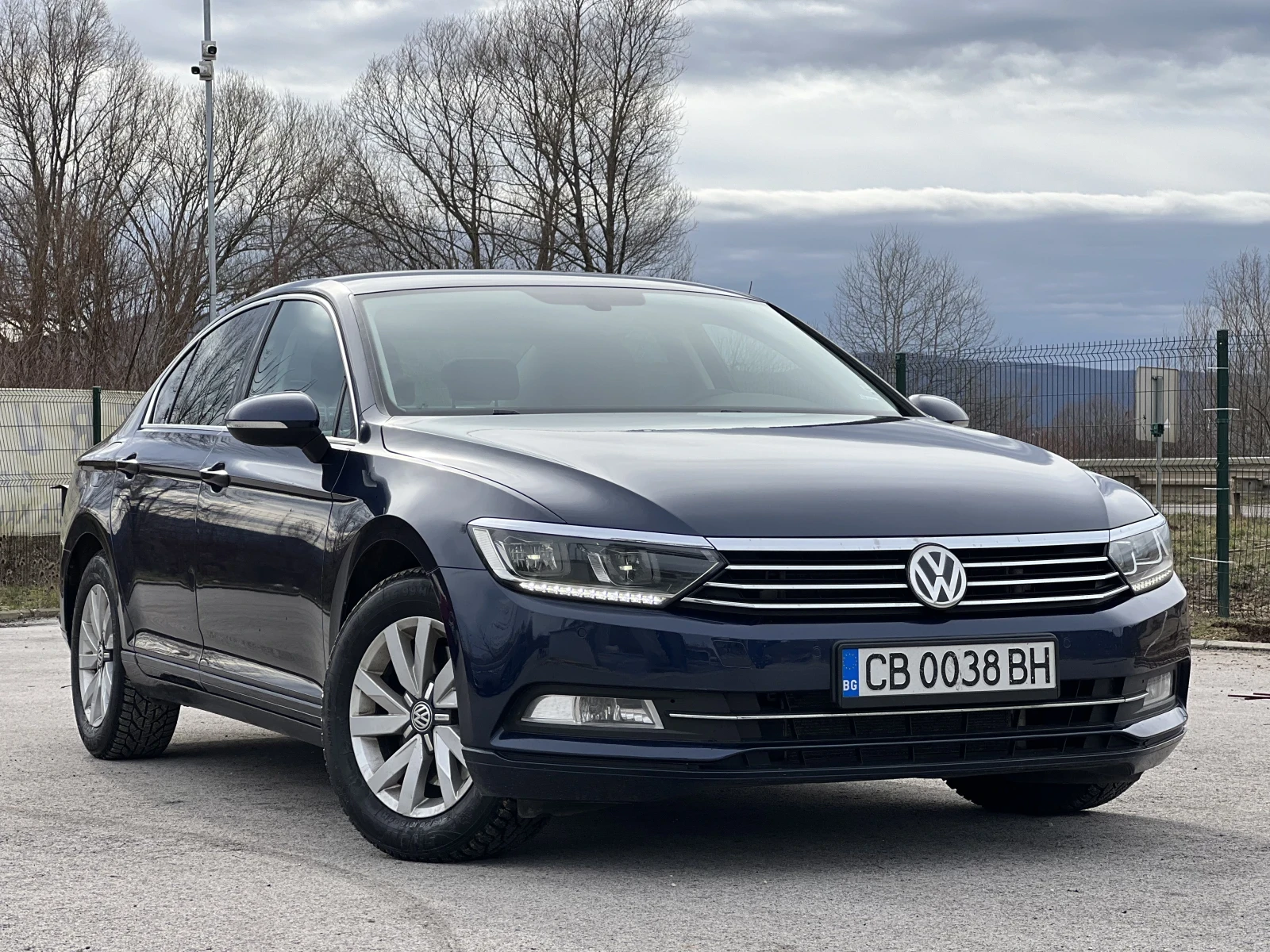 VW Passat 1.8 TSI, снимка 3 - Автомобили и джипове - 54259841