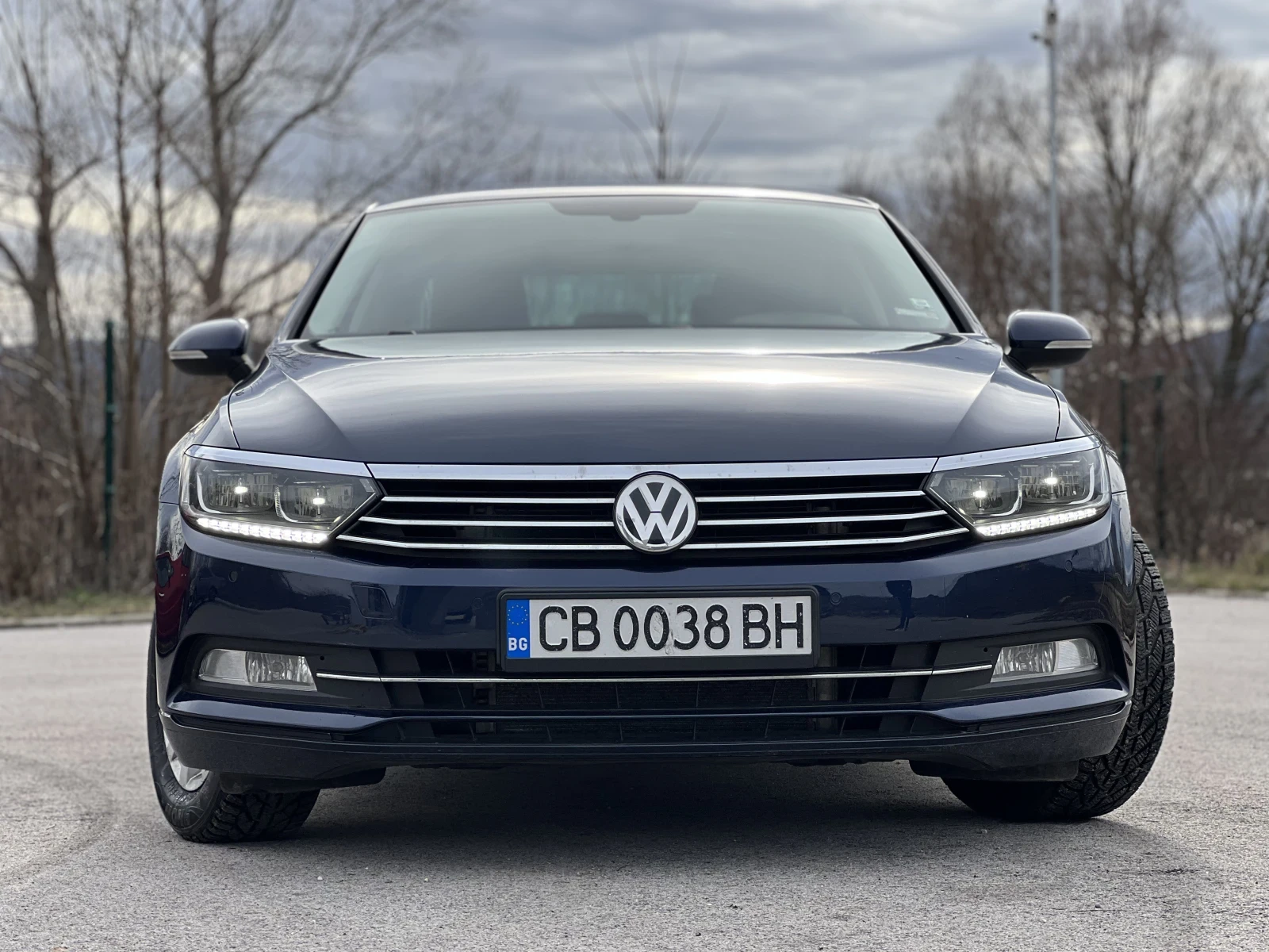 VW Passat 1.8 TSI, снимка 2 - Автомобили и джипове - 54259841